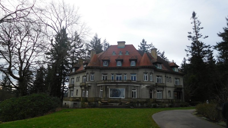 Mickey on Twitter: &quot;The Pittock Mansion is a French Renaissance-style château in the West Hills of Portland, Oregon, United States. The mansion was originally built in 1914 as a private home for